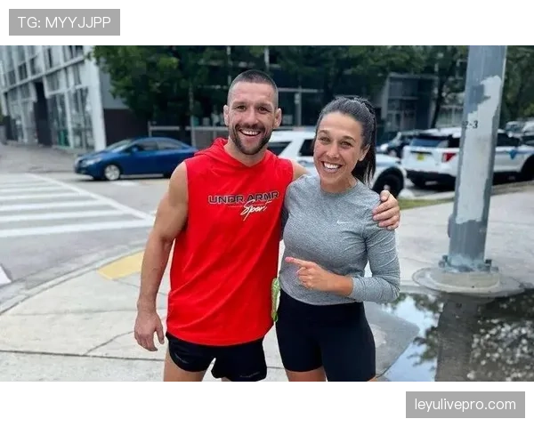 UFC 299头条主赛前瞻:马哈切夫与加姆罗特将如何解决站立与地面的终极对决?